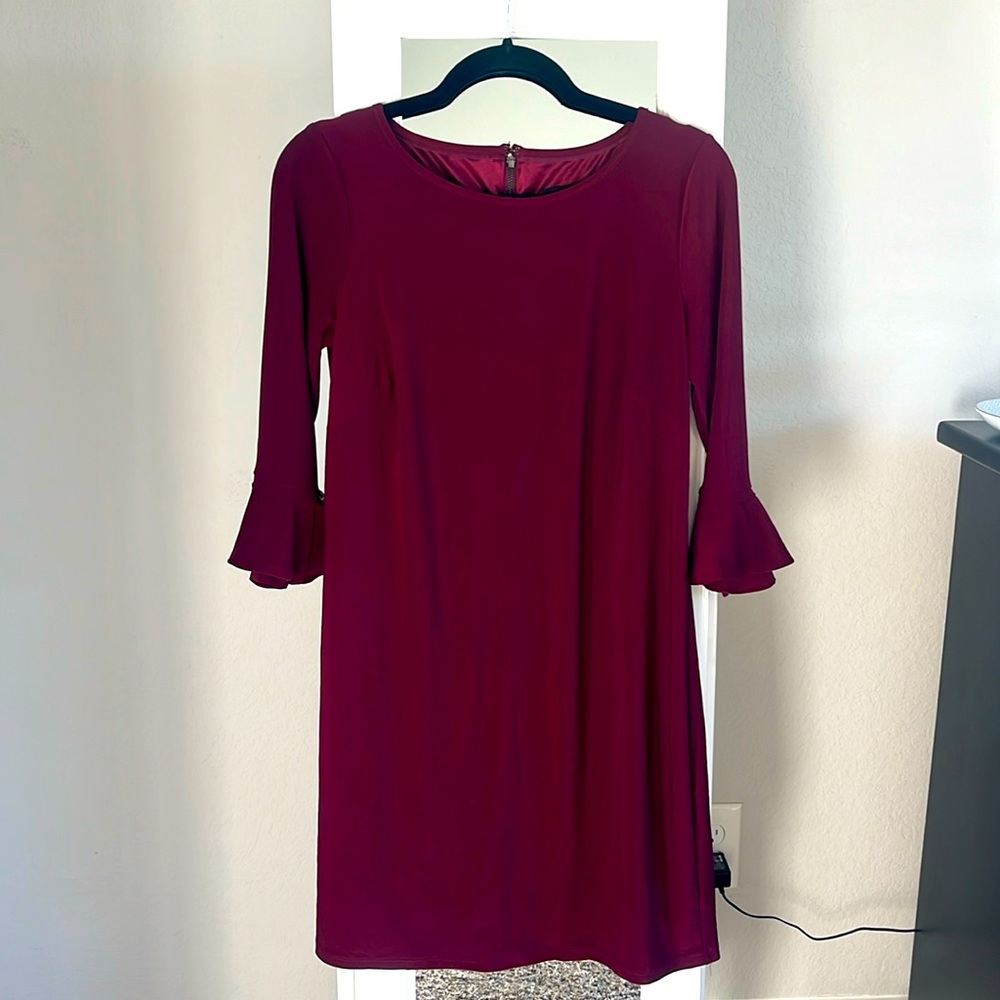 Laundry by Shelli Segal wine shift dress, small